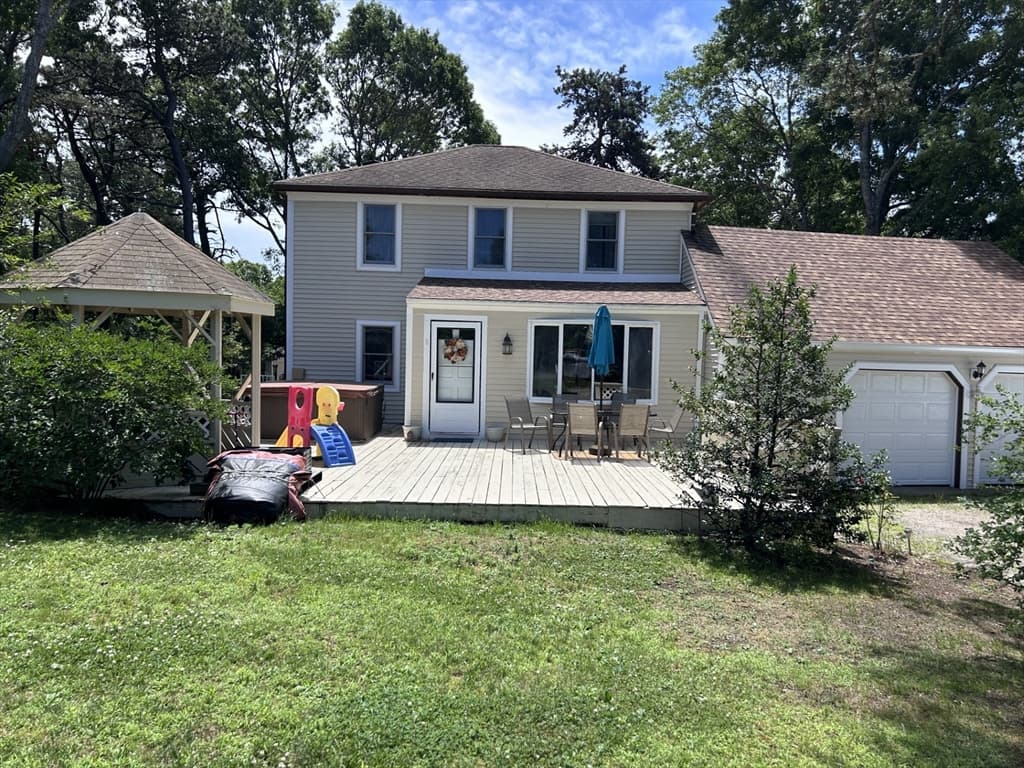 5 Whistler Lane, Dennis MA 02639