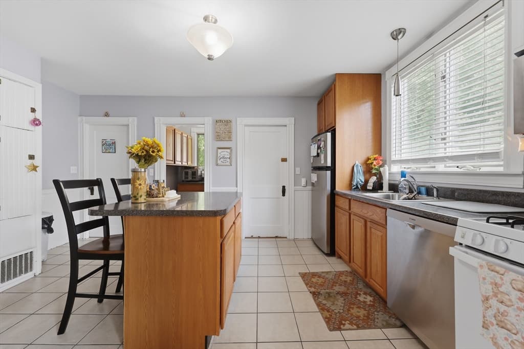 18-20 Endicott Street, Quincy MA 02169 photo 19