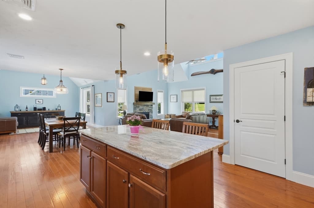 31 Bristol Road, Pembroke MA 02359 photo 12