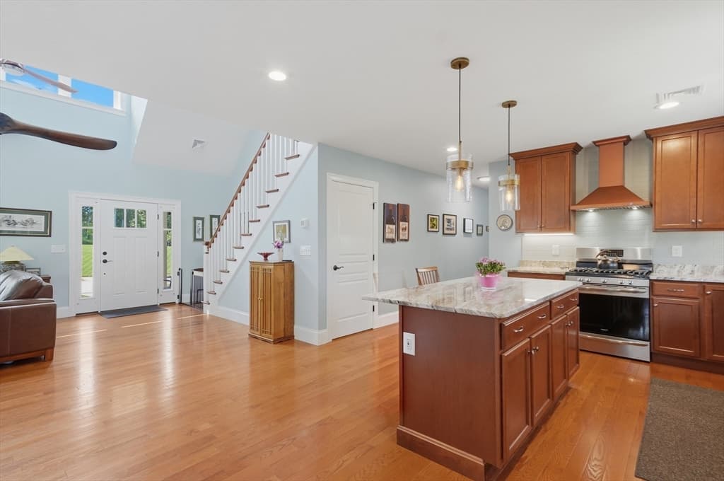 31 Bristol Road, Pembroke MA 02359 photo 9