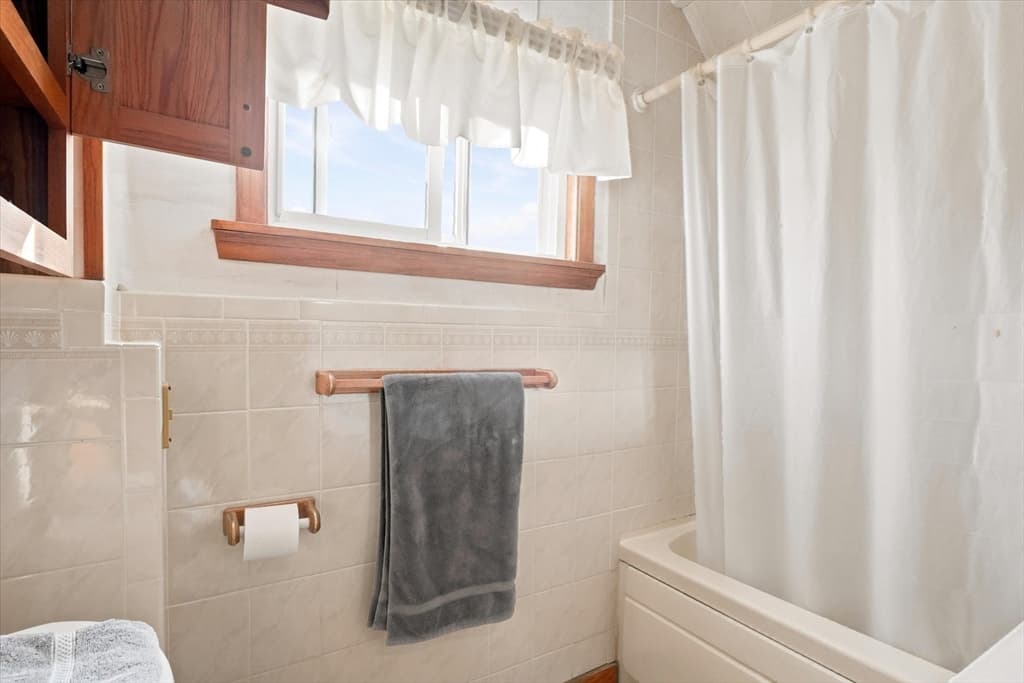 8 Sylvan Street, Gloucester MA 01930 photo 22