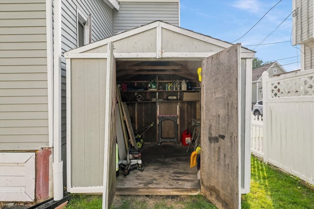 8 Sylvan Street, Gloucester MA 01930 photo 32