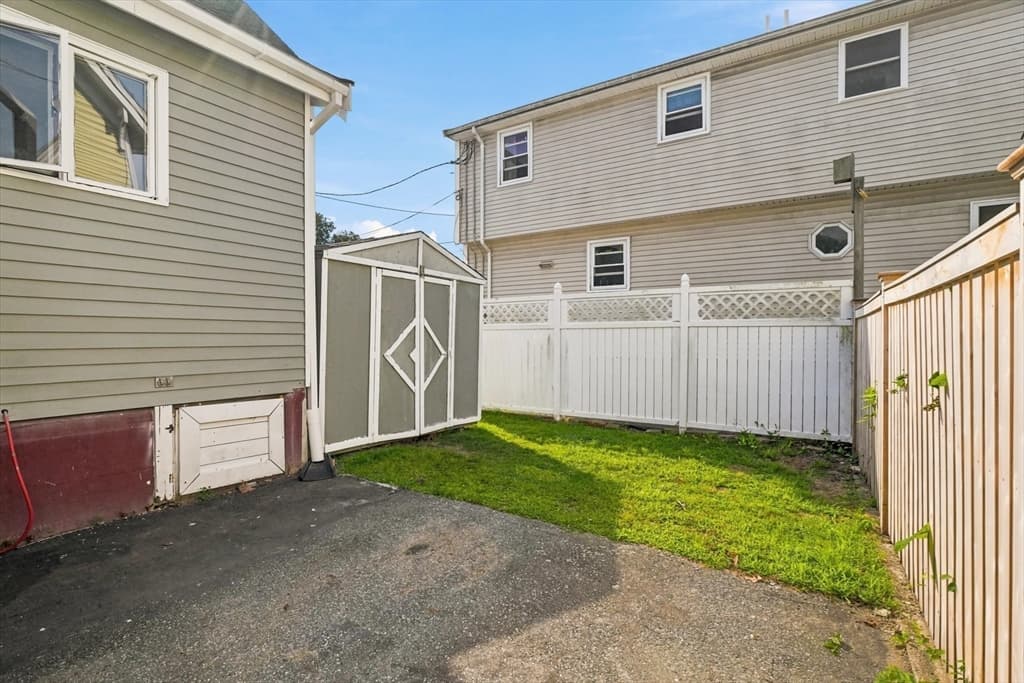 8 Sylvan Street, Gloucester MA 01930 photo 30