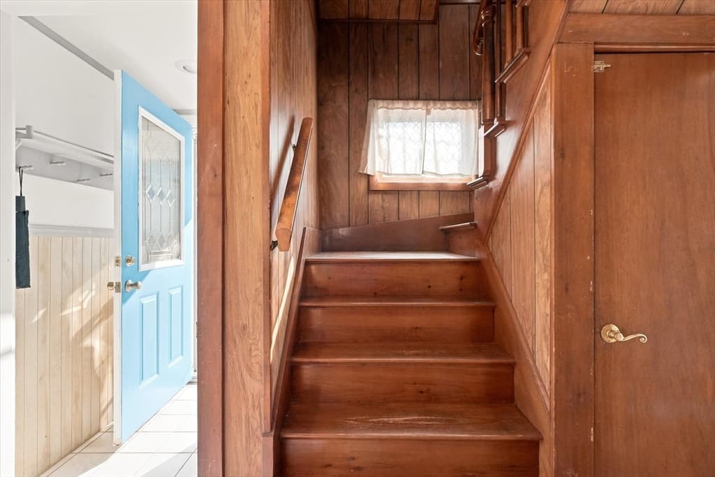 8 Sylvan Street, Gloucester MA 01930 photo 18
