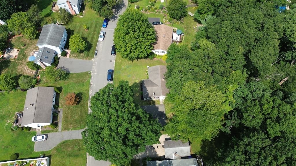 223 Garnet St, Springfield MA 01129 photo 39