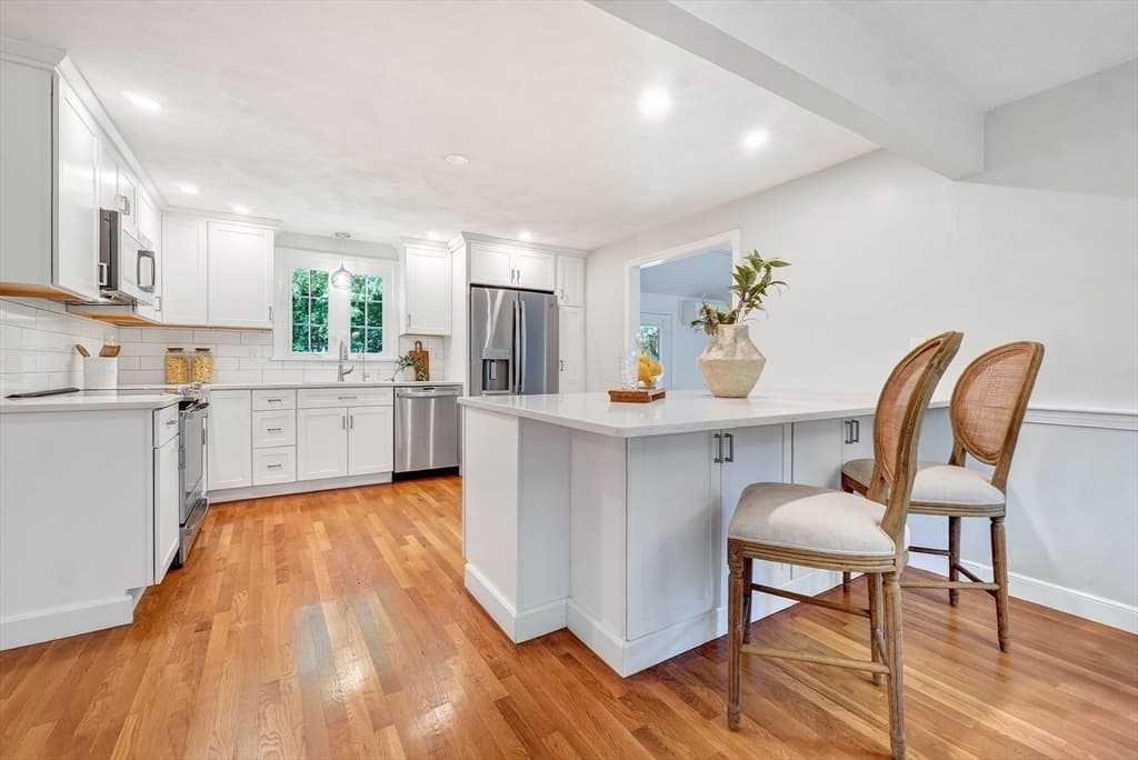 1 Ruben Duren Way, Bedford MA 01730 photo 2
