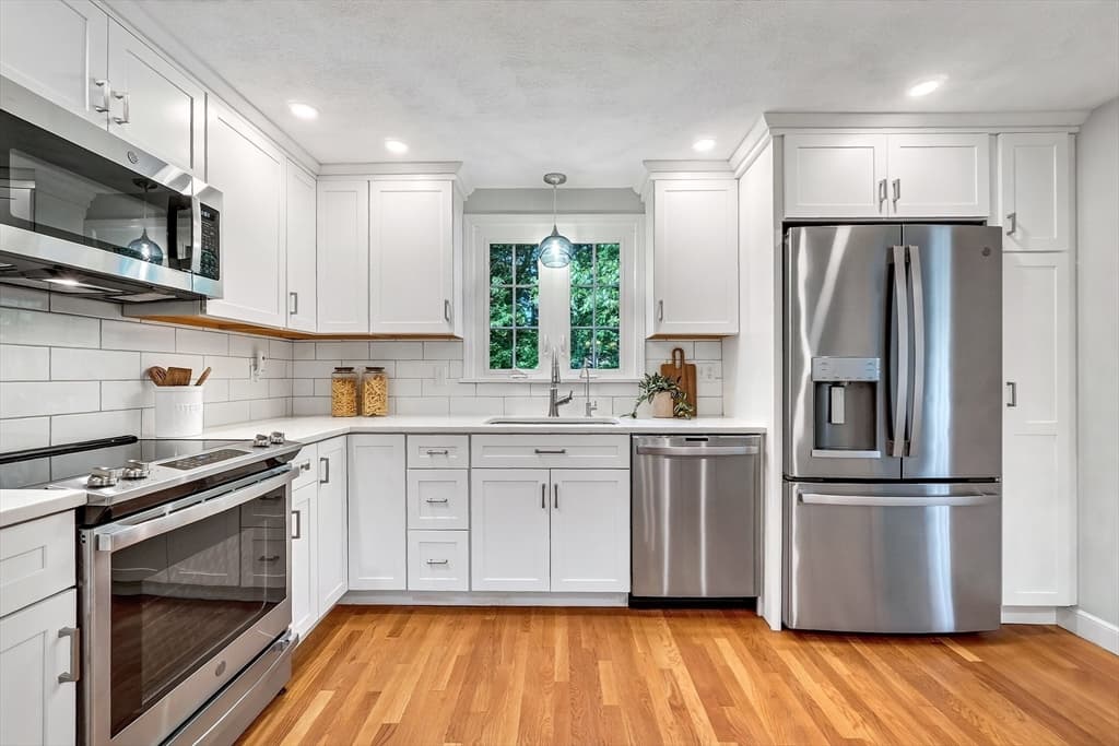 1 Ruben Duren Way, Bedford MA 01730 photo 3