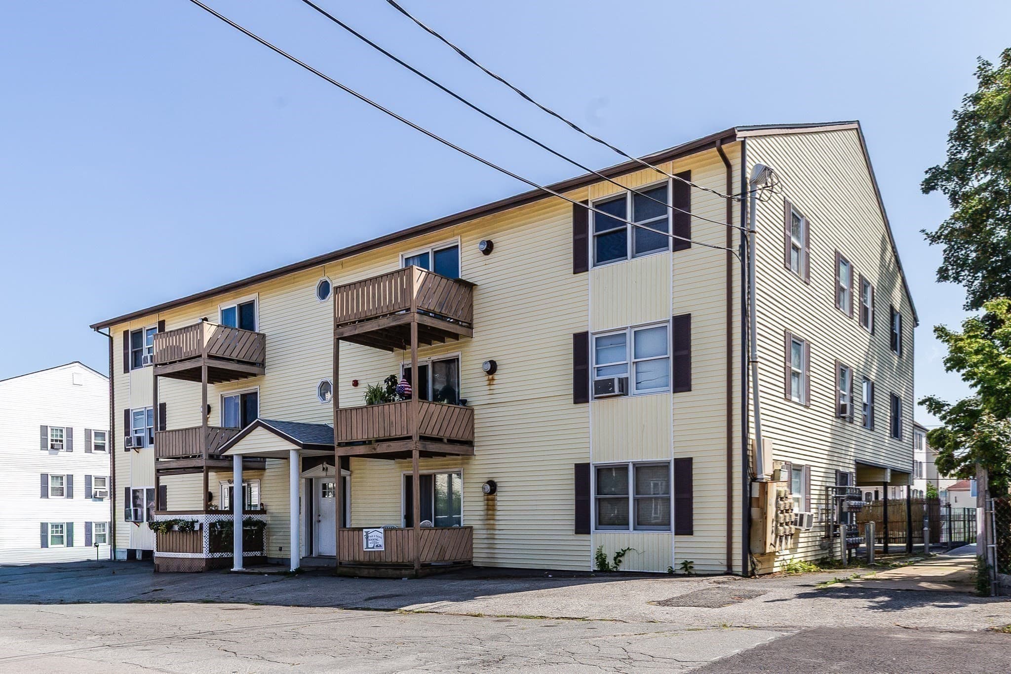 Condominium at 24 Larch St # 8, New Bedford MA 02740, New Bedford, photo 13 of 14