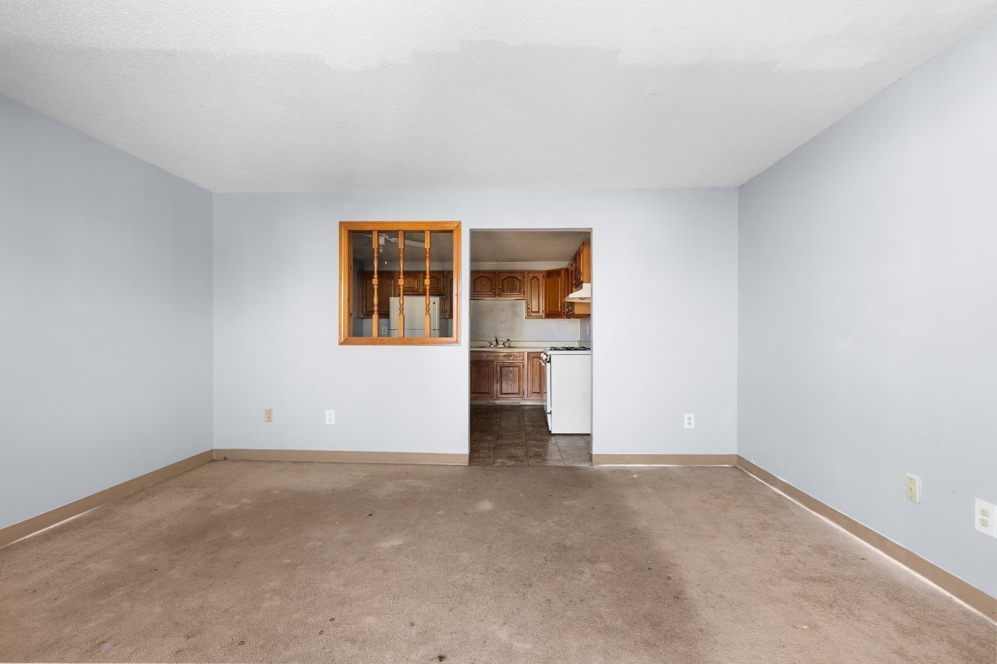 Condominium at 24 Larch St # 8, New Bedford MA 02740, New Bedford, photo 7 of 14