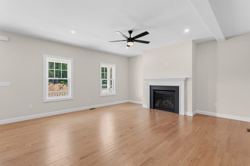 80 Hampstead St, Methuen MA 01844 photo 6