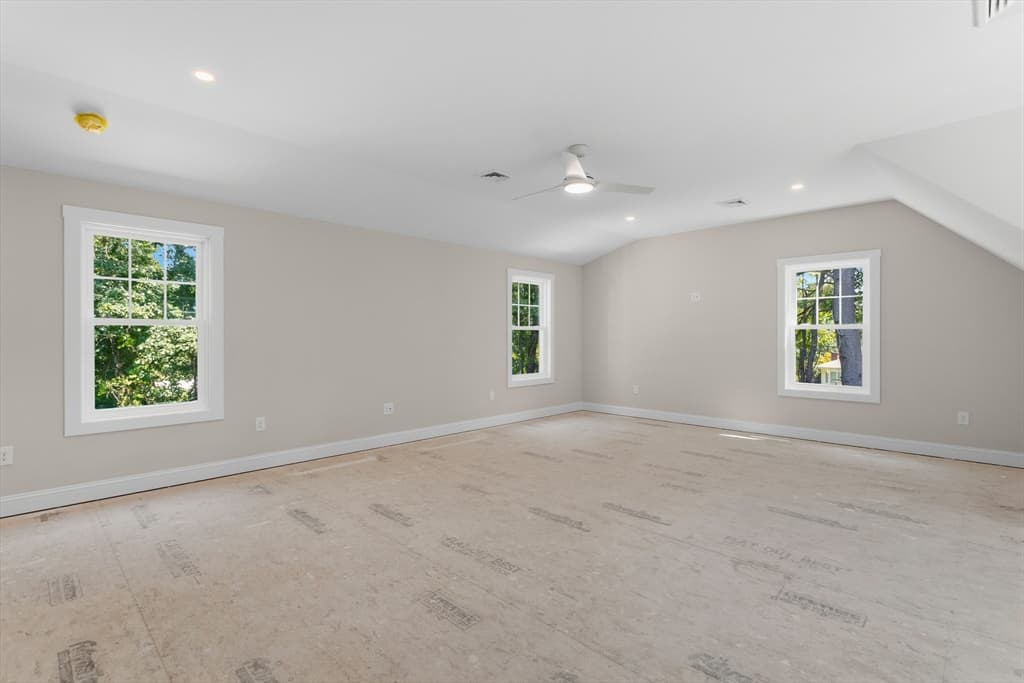 80 Hampstead St, Methuen MA 01844 photo 16