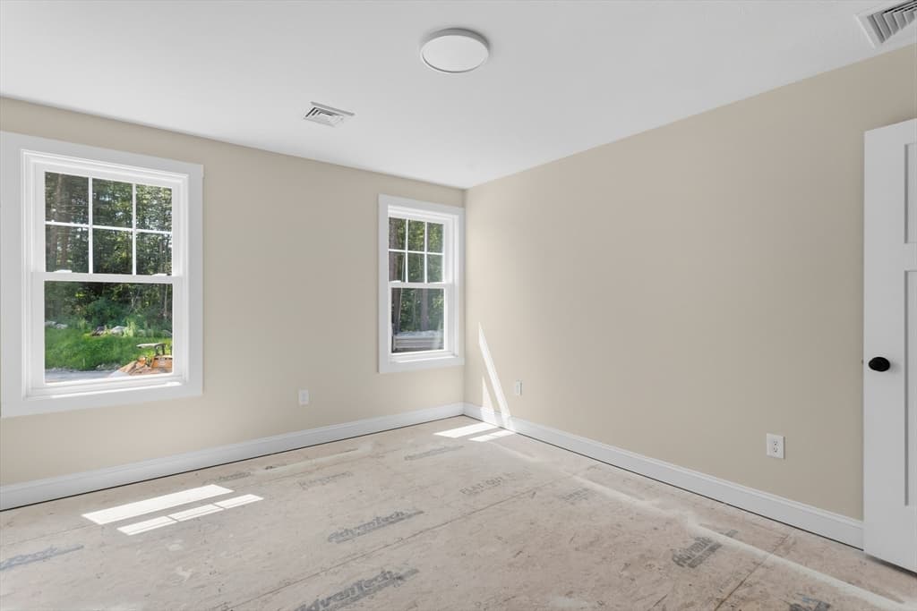 80 Hampstead St, Methuen MA 01844 photo 28