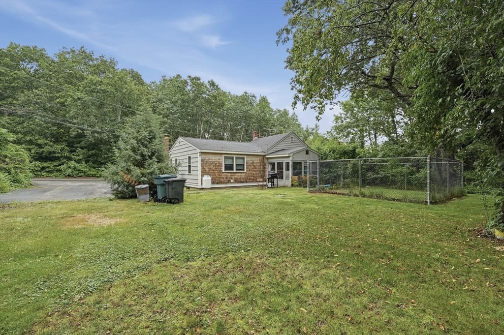 2 Columbus Rd, Plymouth MA 02360 photo 9