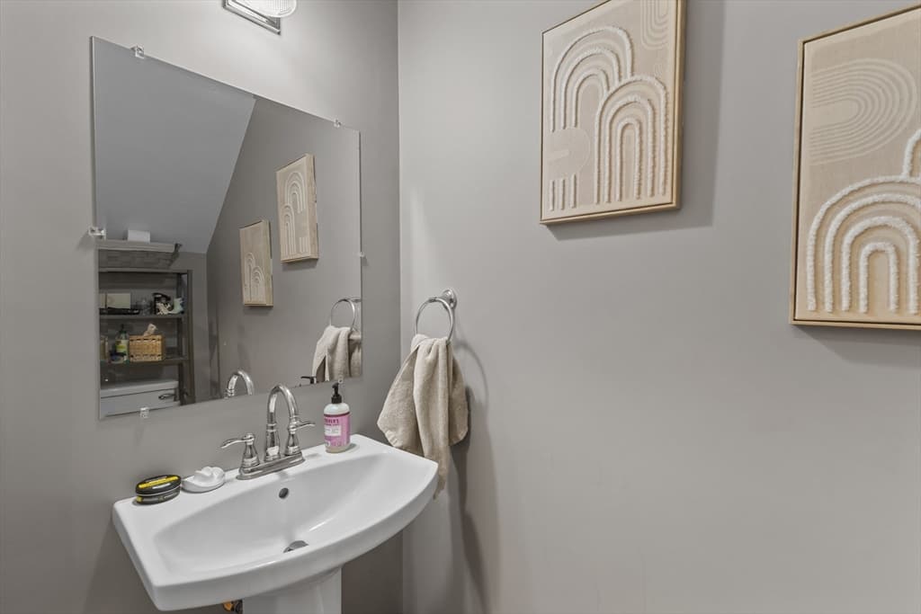 Condominium at 57 Martin St # B, Millbury MA 01527, Millbury, photo 14 of 33