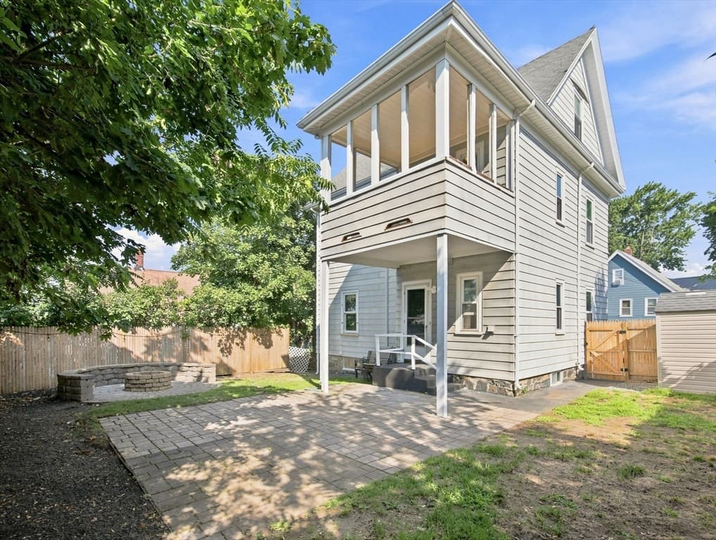 18 Crawford Street, Malden MA 02148 photo 3
