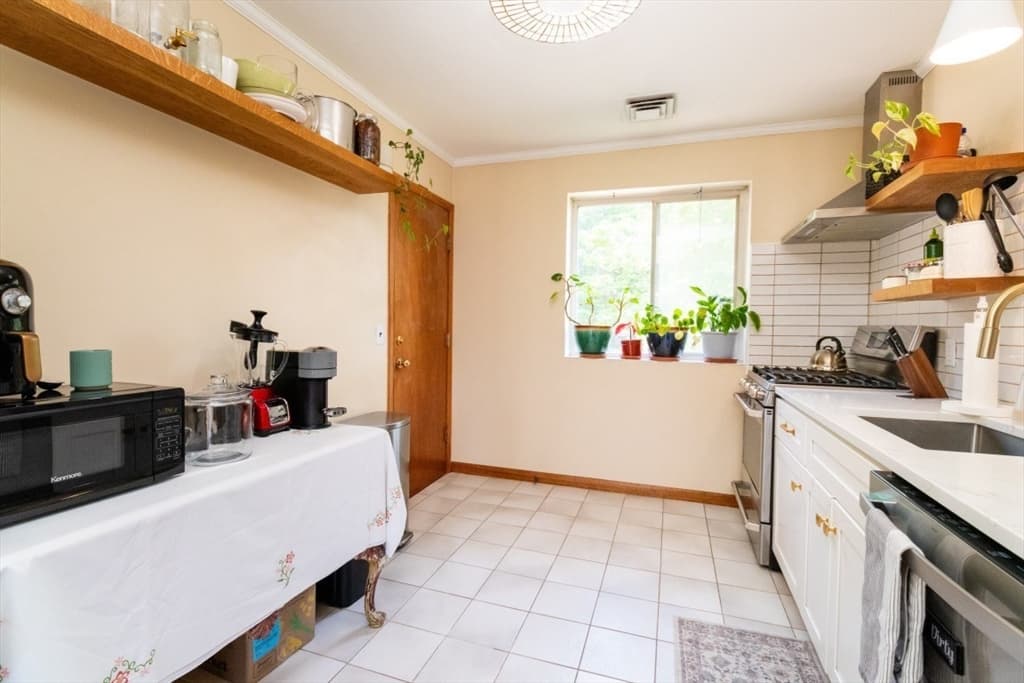25 Bayberry Dr # 4, Sharon MA 02067 photo 3