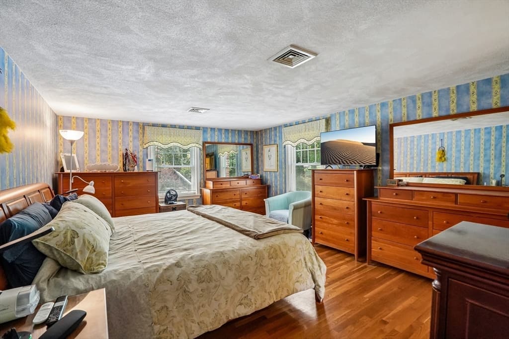 33 Carter Drive, Framingham MA 01701 photo 23