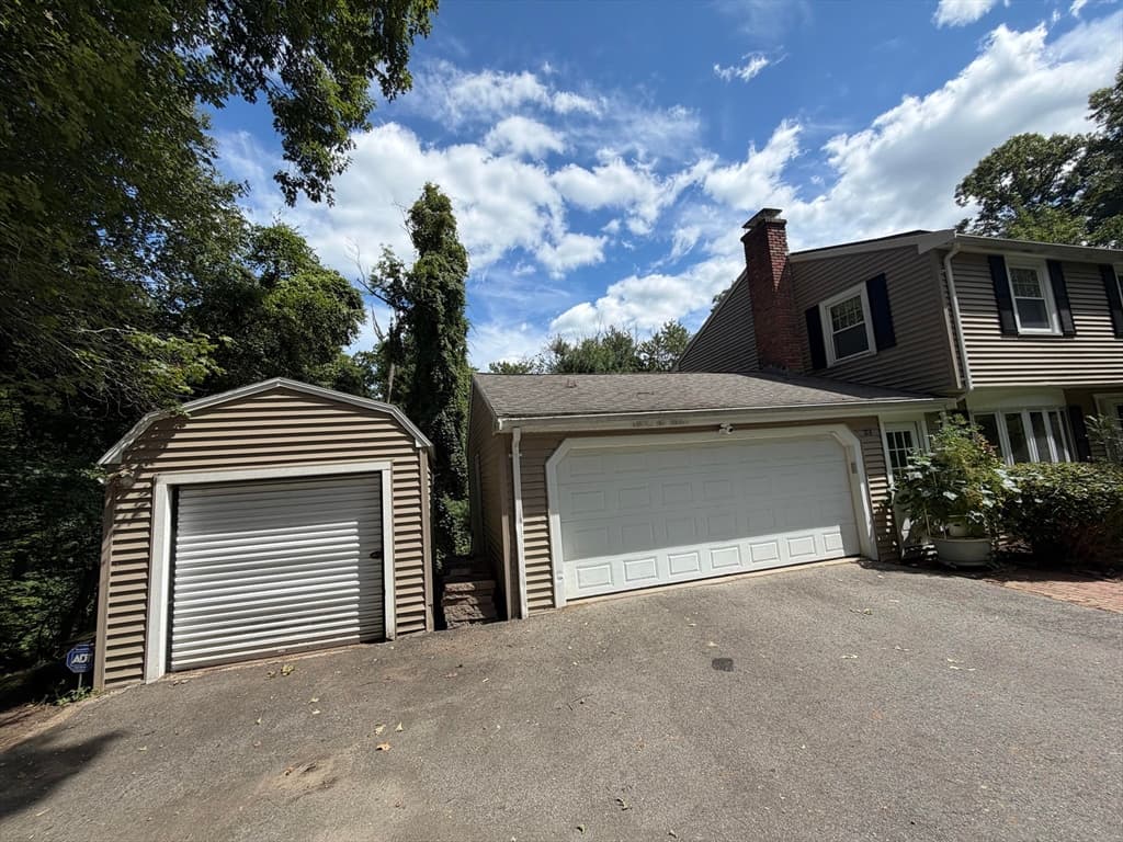33 Carter Drive, Framingham MA 01701 photo 2