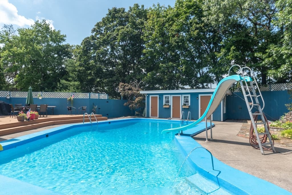 30 Phillips Ave, Stoughton MA 02072 photo 6
