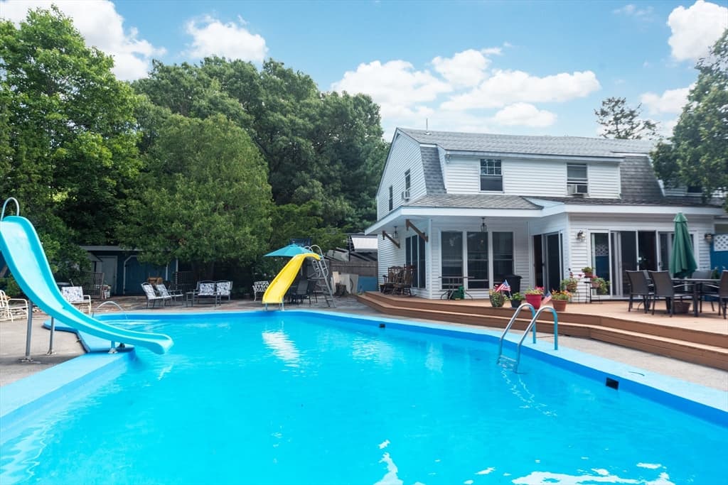 30 Phillips Ave, Stoughton MA 02072