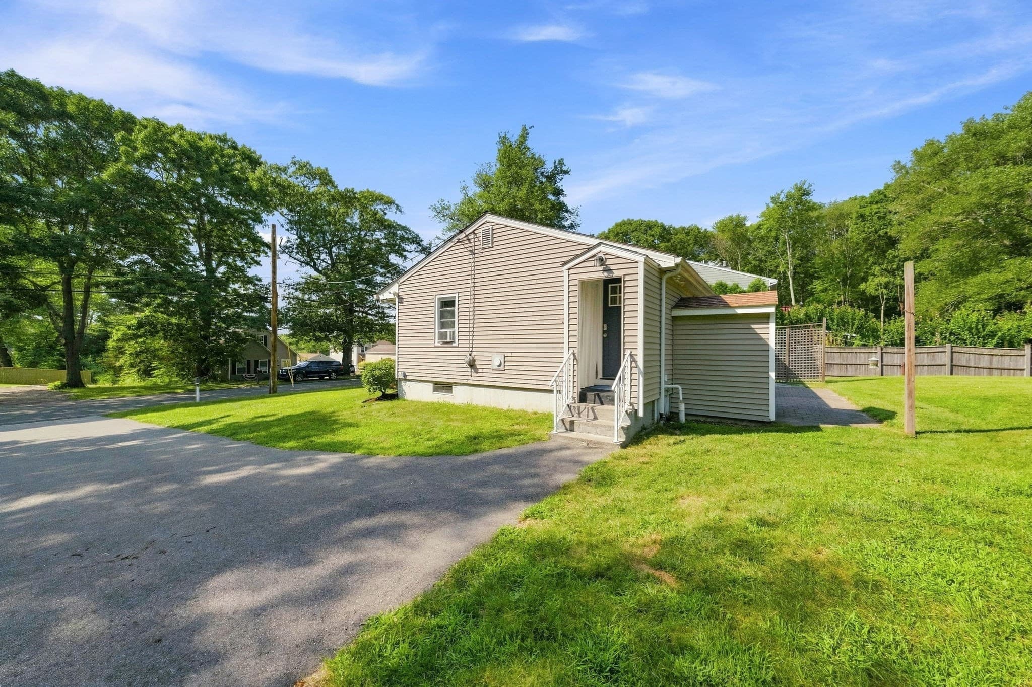 Single Family Residence at 292 Tickle Road, Westport MA 02790, Westport, photo 3 of 18