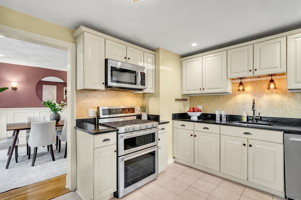 631 Chestnut Hill Ave # 631, Brookline MA 02445 photo 12