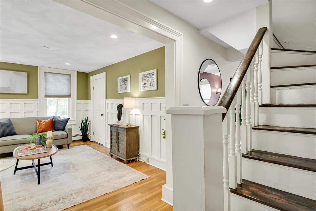 631 Chestnut Hill Ave # 631, Brookline MA 02445 photo 3
