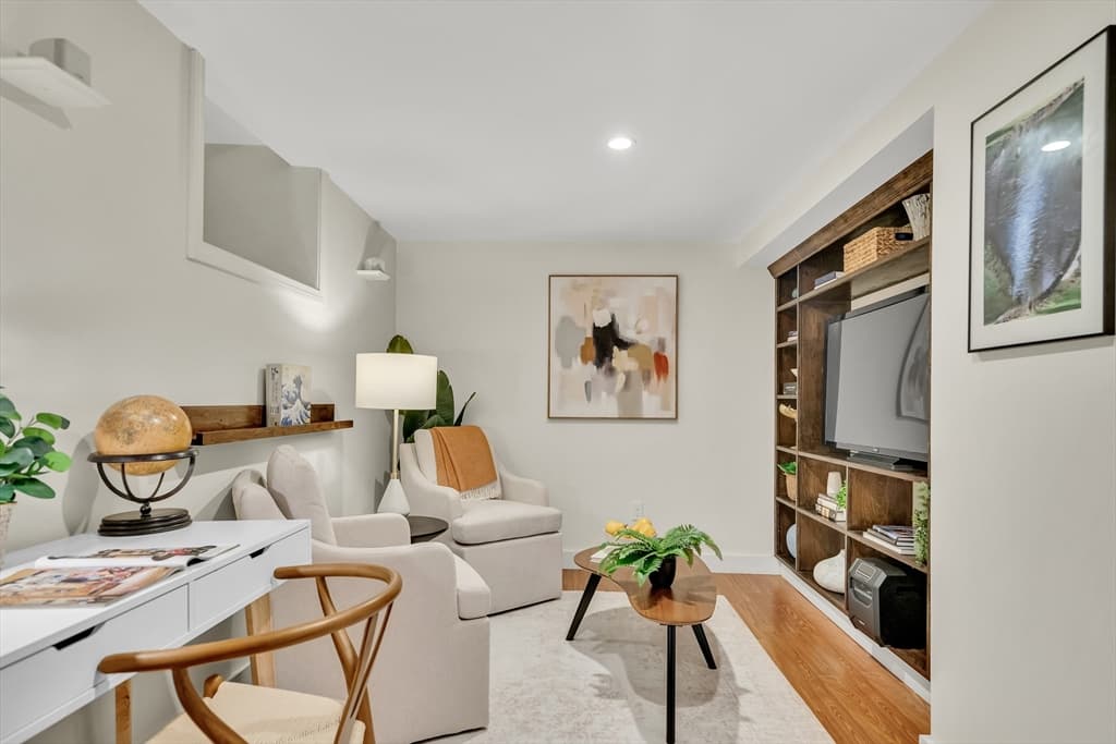 631 Chestnut Hill Ave # 631, Brookline MA 02445 photo 21