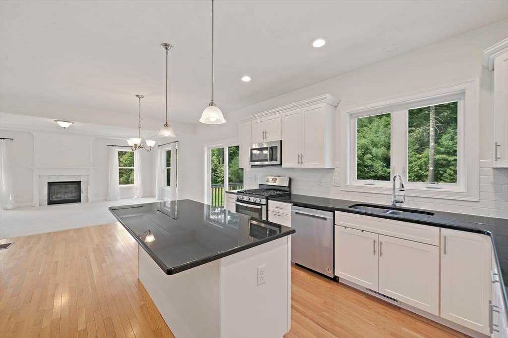 42 Magnolia Way, Bridgewater MA 02324 photo 7
