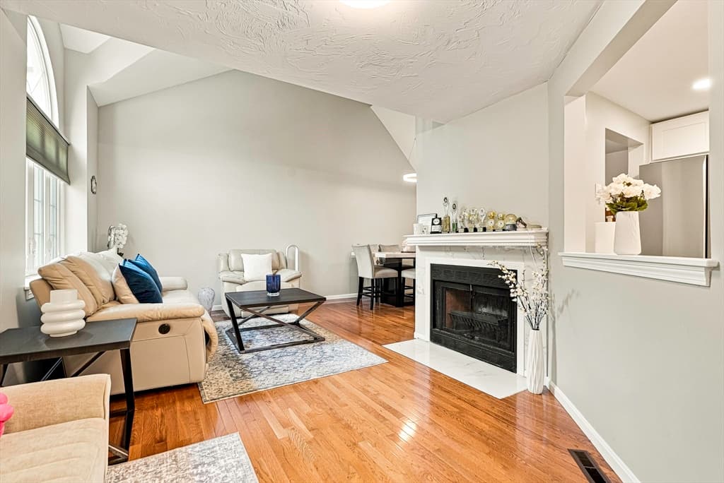 237 South St # 26, Shrewsbury MA 01545 photo 4
