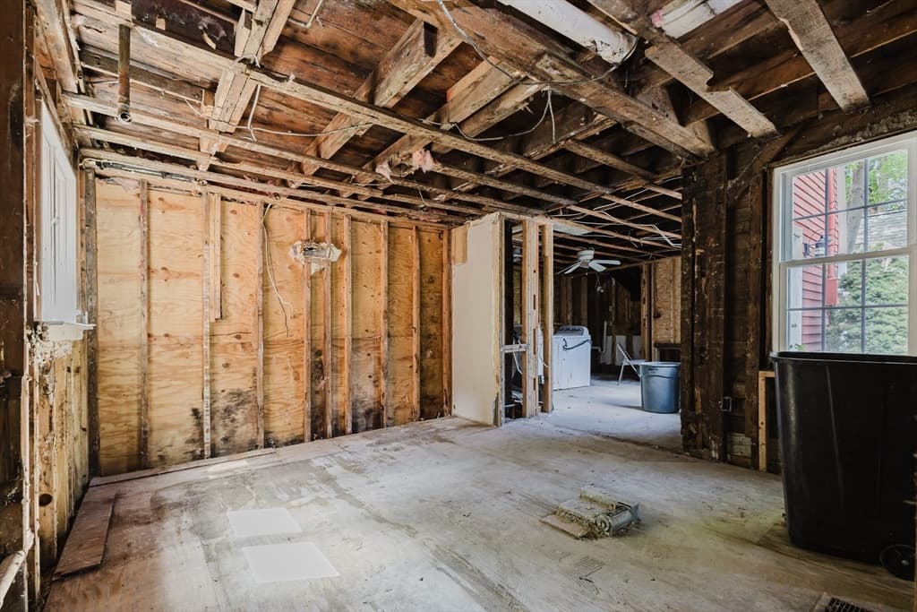 166 Hull St, Hingham MA 02043 photo 15
