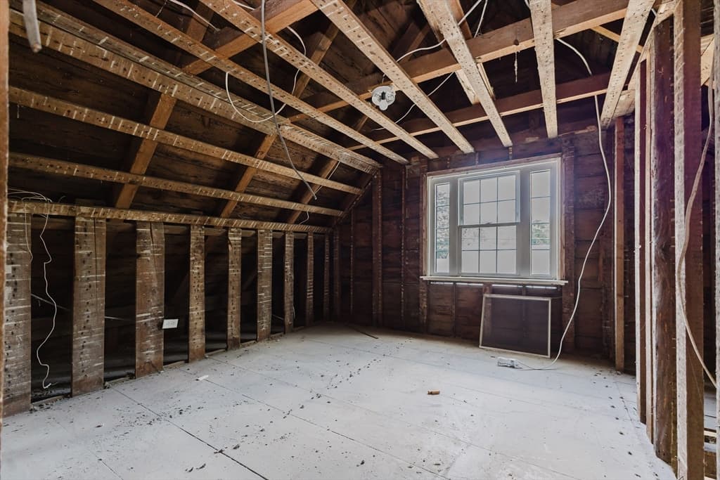 166 Hull St, Hingham MA 02043 photo 19