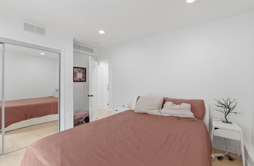 1584 Beacon St # A, Brookline MA 02446 photo 23