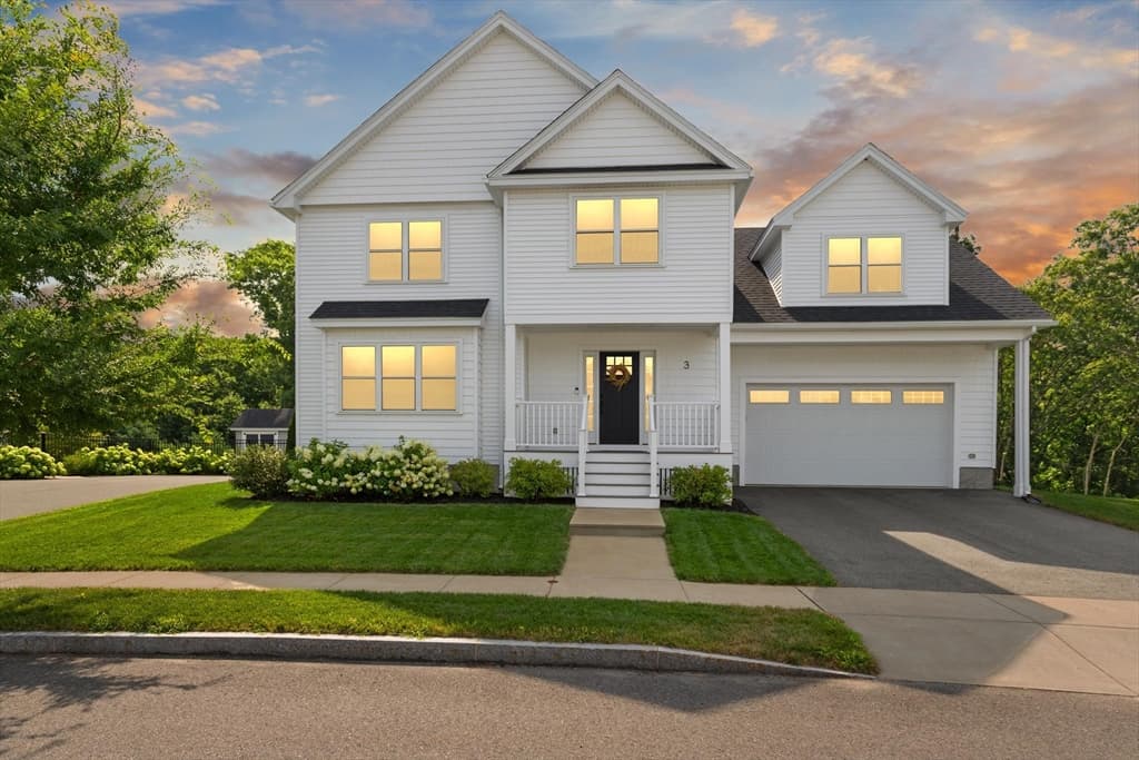 3 S Ridge Circle, Salem MA 01970