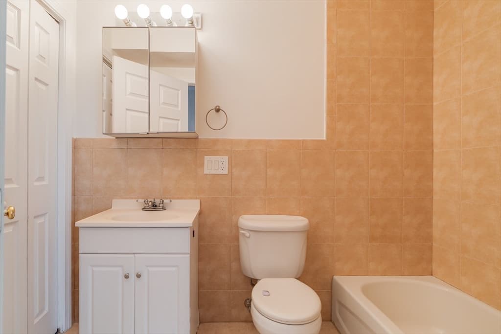 28 Forbes St # 1, Boston MA 02130 photo 12