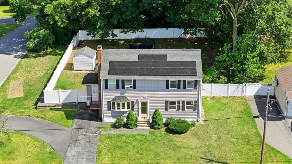 22 Colonial Drive, Salem NH 03079 photo 5