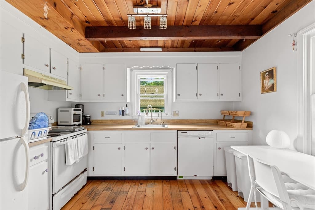 10 Daisy Ln, Yarmouth MA 02664 photo 6