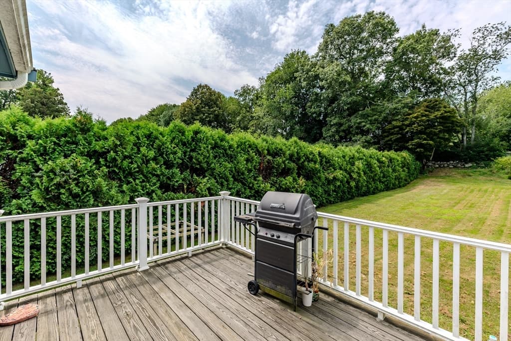 21 Evergreen Drive, Swansea MA 02777 photo 32