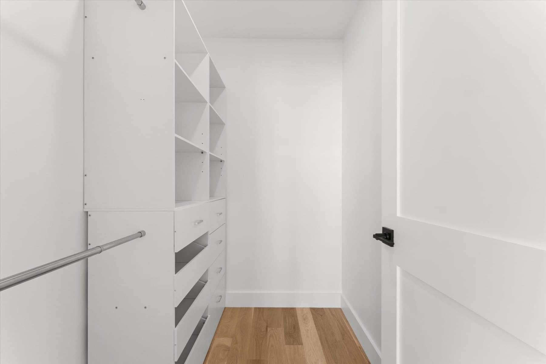 Condominium at 1 Brook # 1A, Manchester MA 01944, Manchester, photo 23 of 35