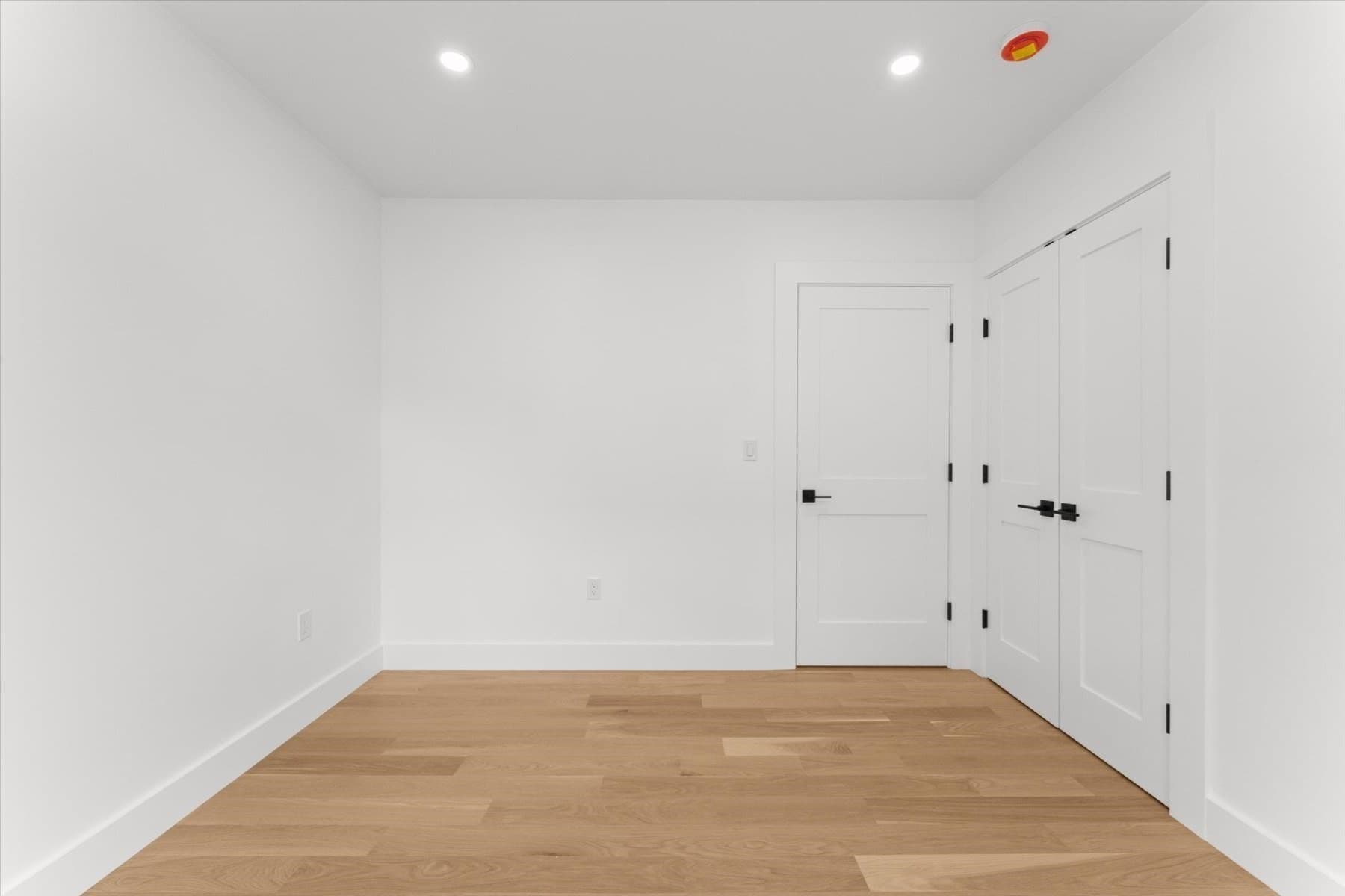 Condominium at 1 Brook # 1A, Manchester MA 01944, Manchester, photo 27 of 35