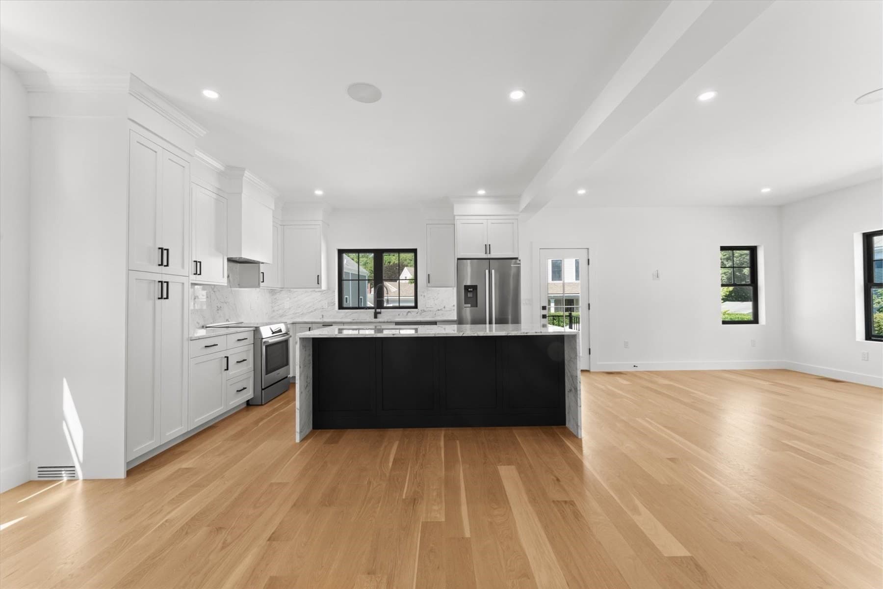 Condominium at 1 Brook # 1A, Manchester MA 01944, Manchester, photo 6 of 35