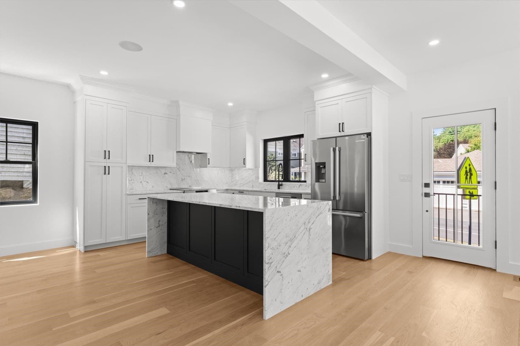 Condominium at 1 Brook # 1A, Manchester MA 01944, Manchester, photo 5 of 35