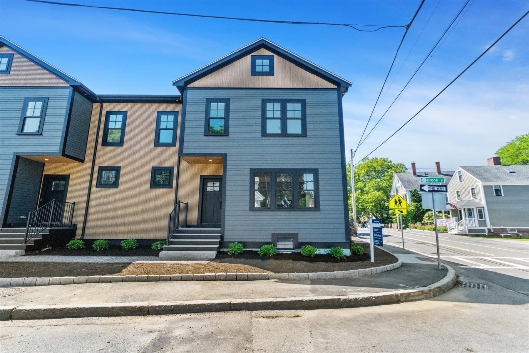 Condominium at 1 Brook # 1A, Manchester MA 01944, Manchester, photo 33 of 35