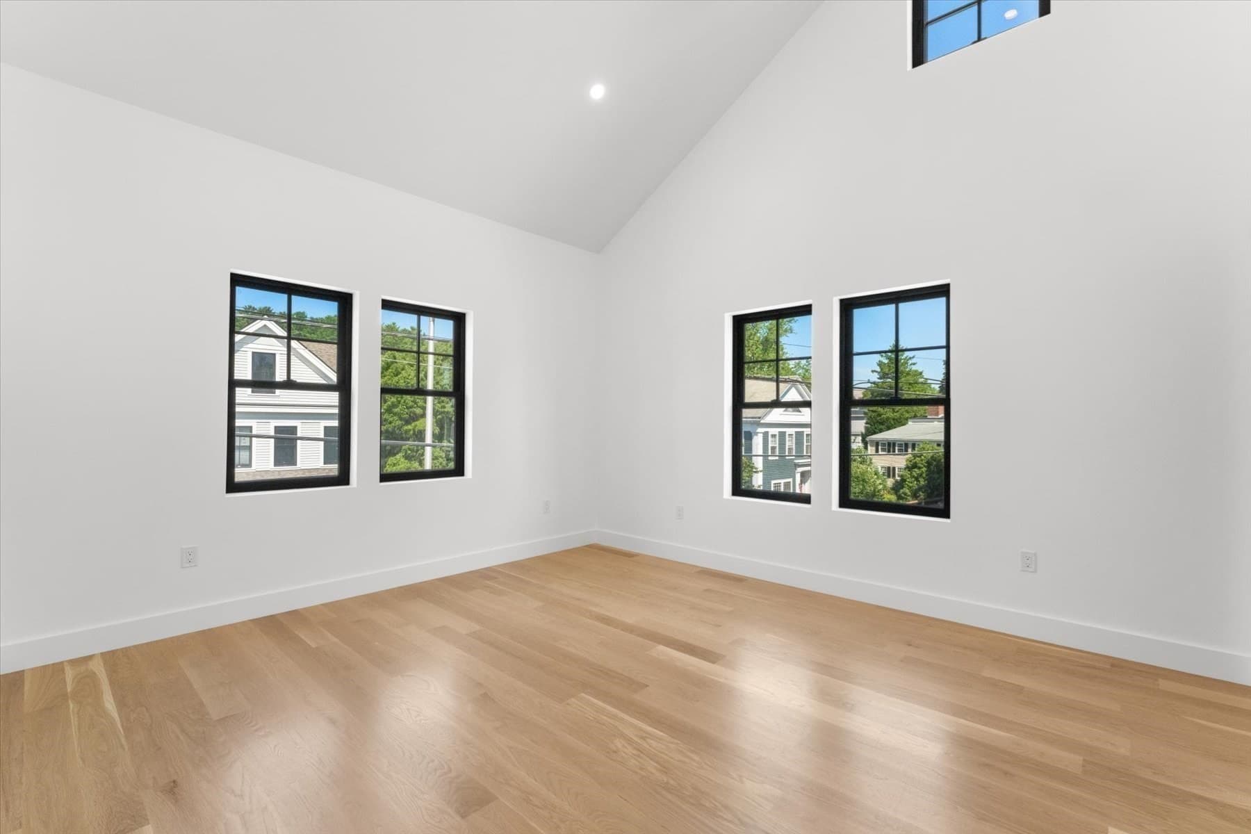 Condominium at 1 Brook # 1A, Manchester MA 01944, Manchester, photo 18 of 35