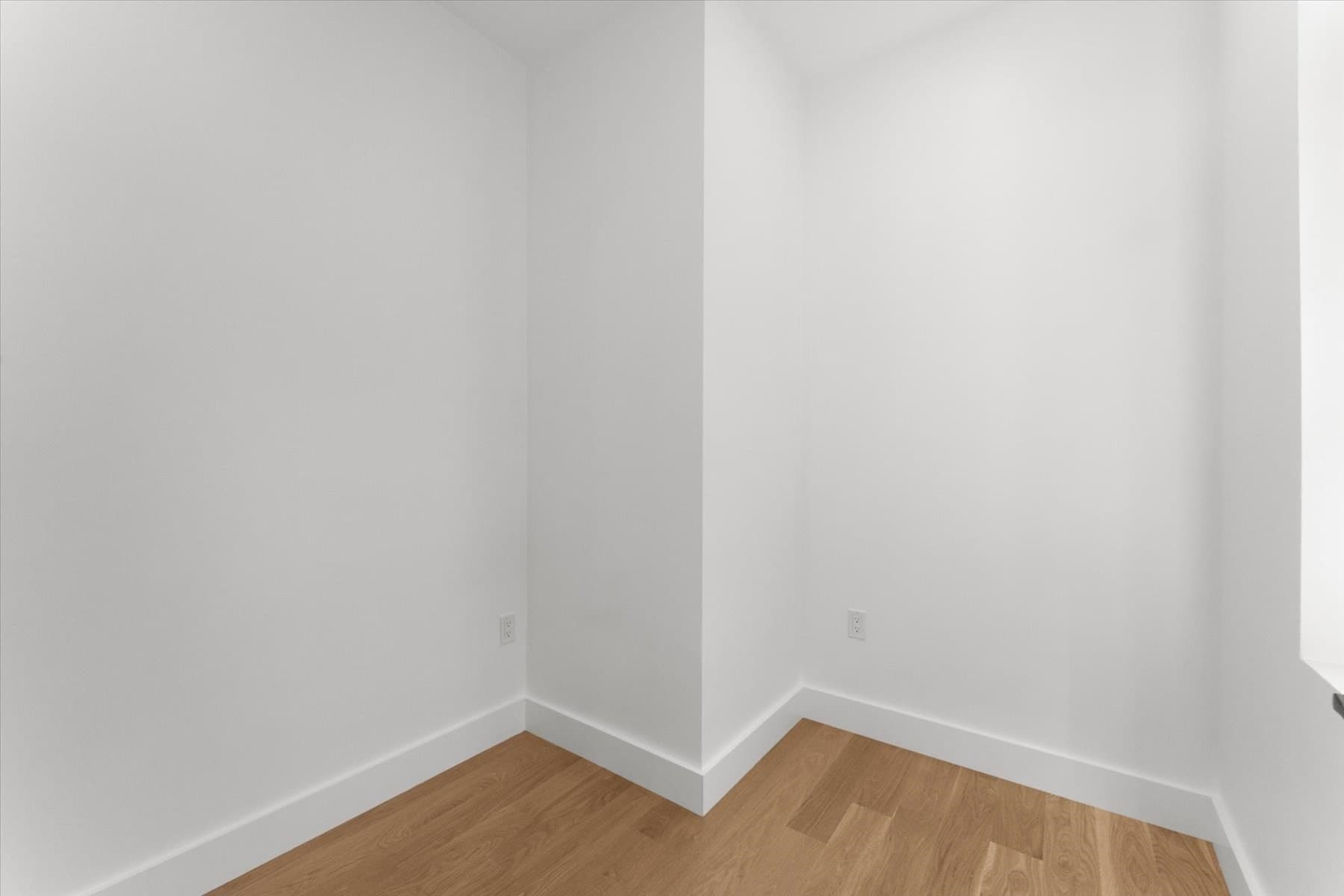 Condominium at 1 Brook # 1A, Manchester MA 01944, Manchester, photo 15 of 35