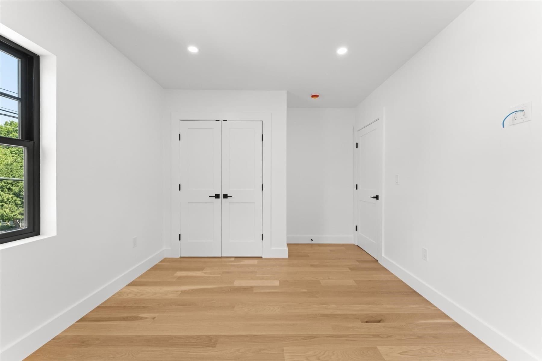 Condominium at 1 Brook # 1A, Manchester MA 01944, Manchester, photo 25 of 35