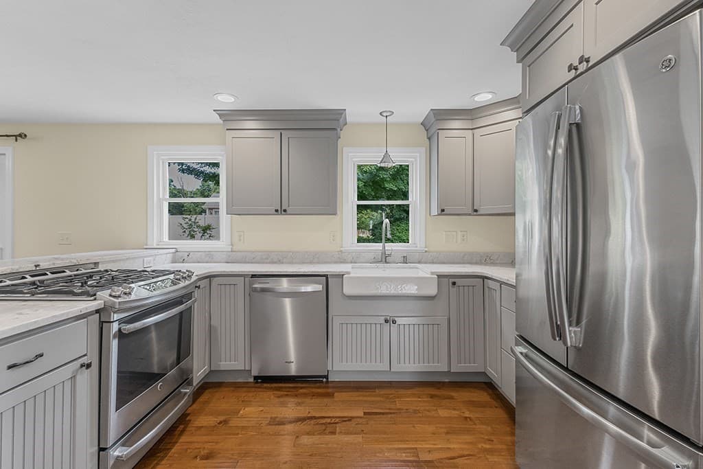 95 Franklin St, Wrentham MA 02093 photo 5
