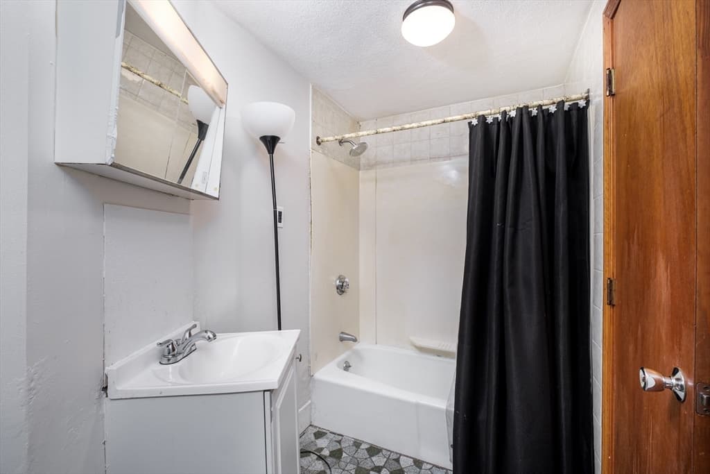 441-445 Ferry St, Everett MA 02149 photo 16