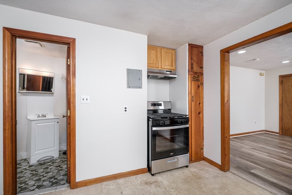 441-445 Ferry St, Everett MA 02149 photo 12