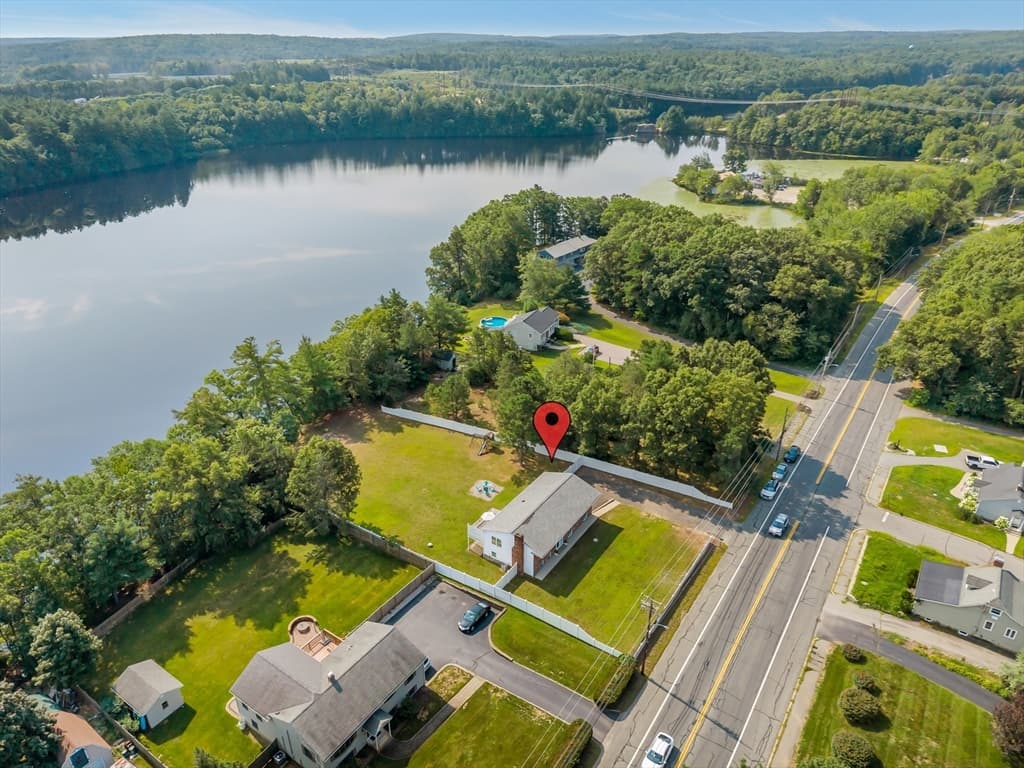 1566 Victory Hwy, North Smithfield RI 02896 photo 3